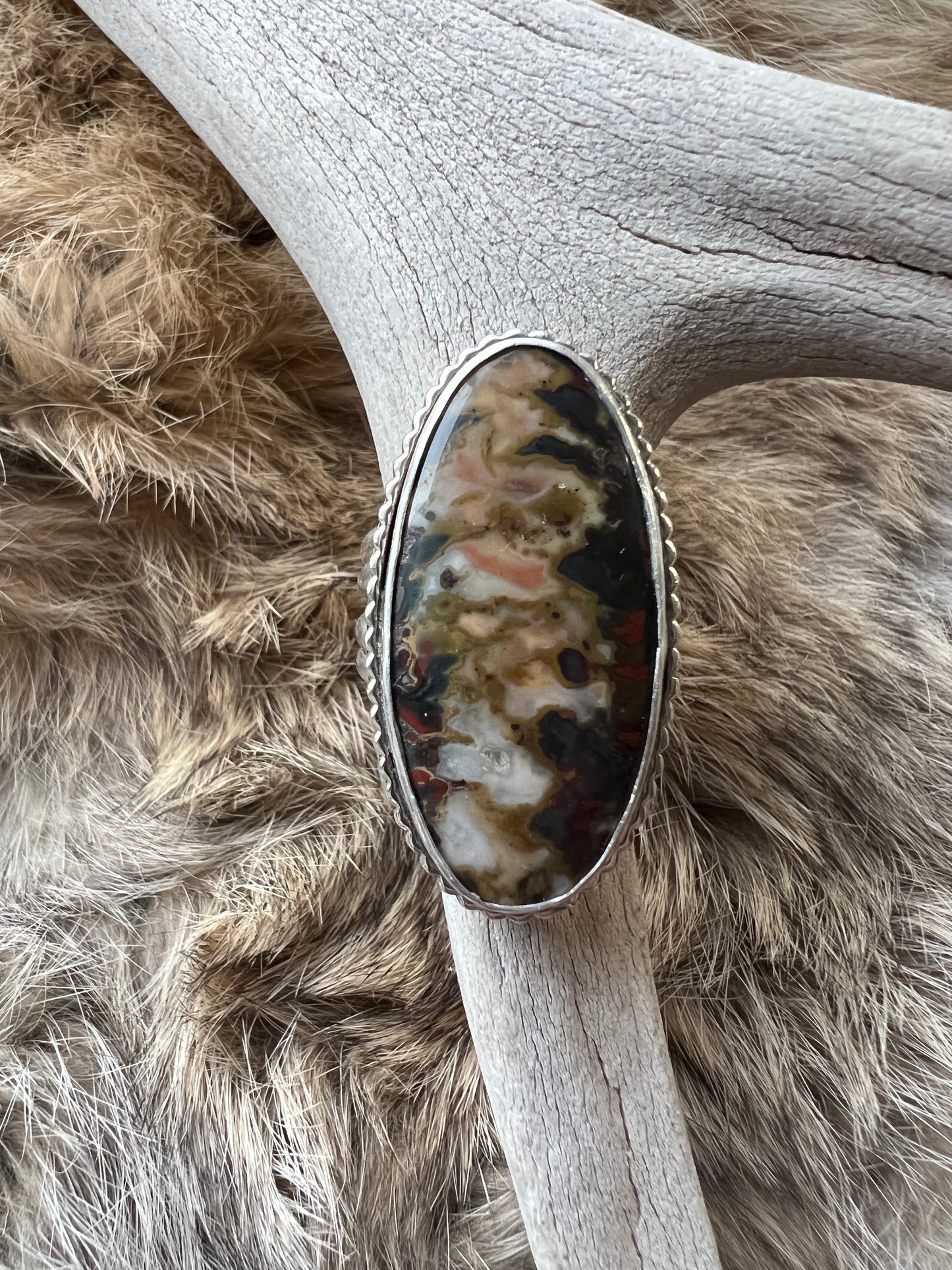 Idaho seam agate ring