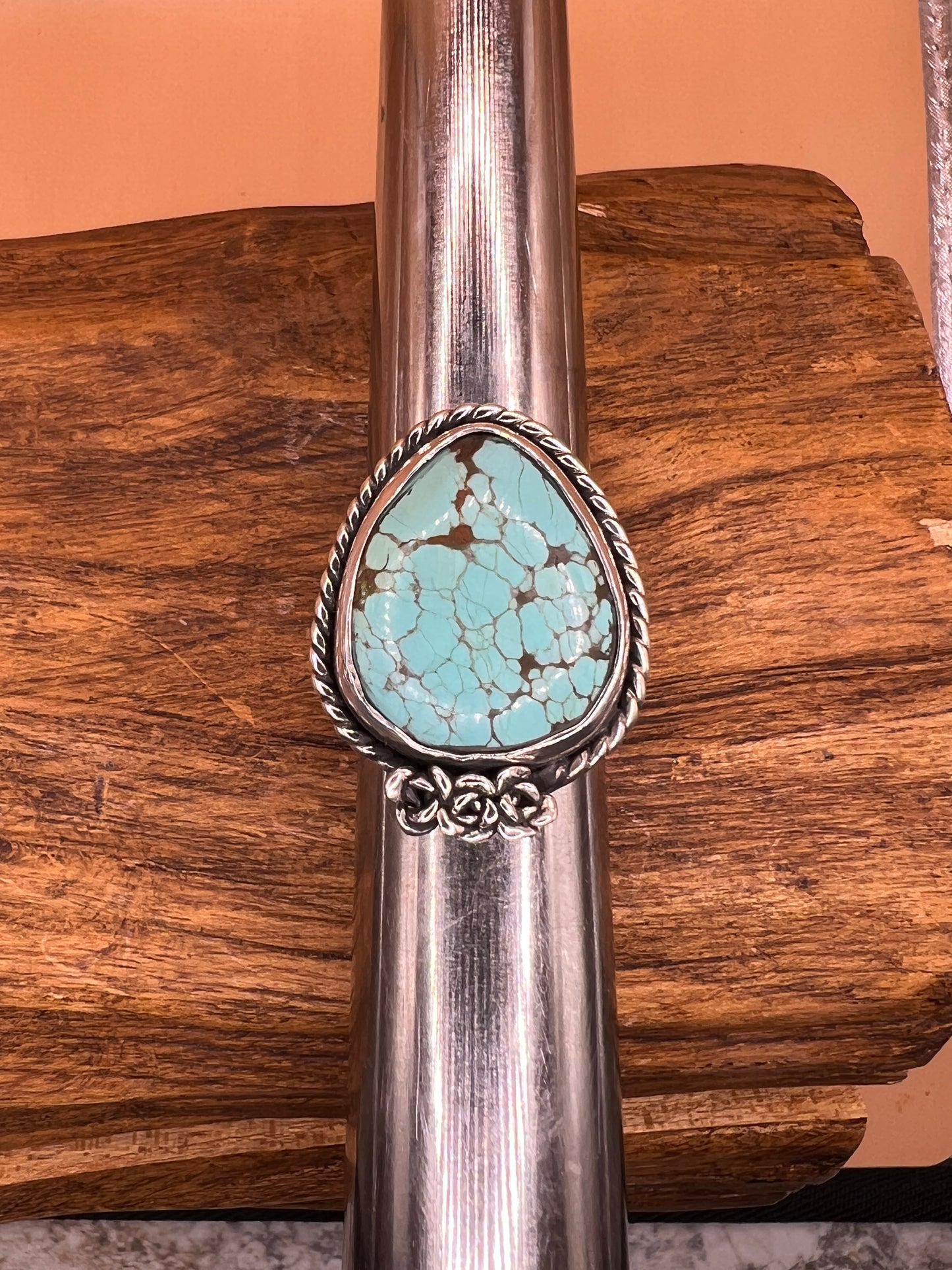Turquoise ring with flower accents